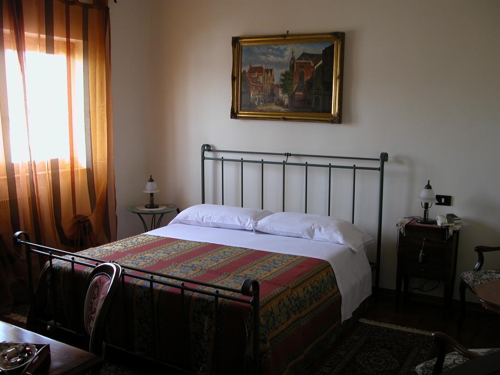 Hotel Canusium كانوسا دي بوليا المظهر الخارجي الصورة